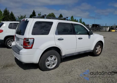 2012 Ford Escape Xlt z USA, uszkodzony, nr VIN 1FMCU9DGXCKB05436